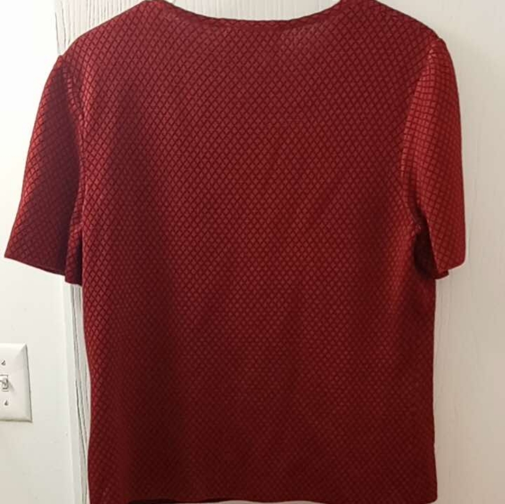 St. John Print Knit Scoop Neck Short Sleeve Top - Picture 3 of 4